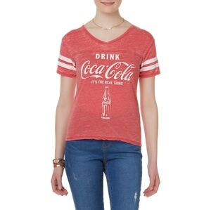 #1589 Coca Cola Red Graphic T-Shirt Relaxed Fit